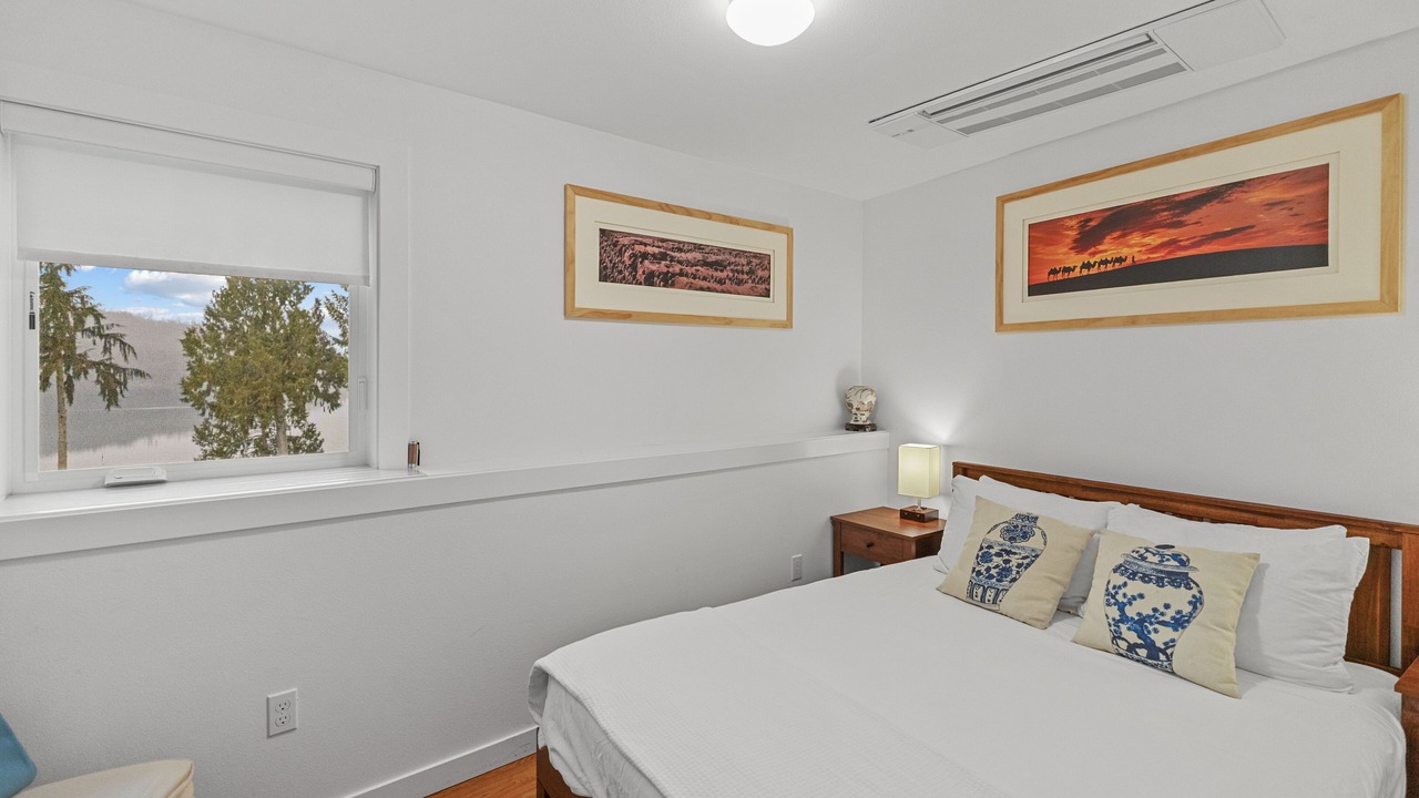 Photo of Bedroom in Adelma Beach