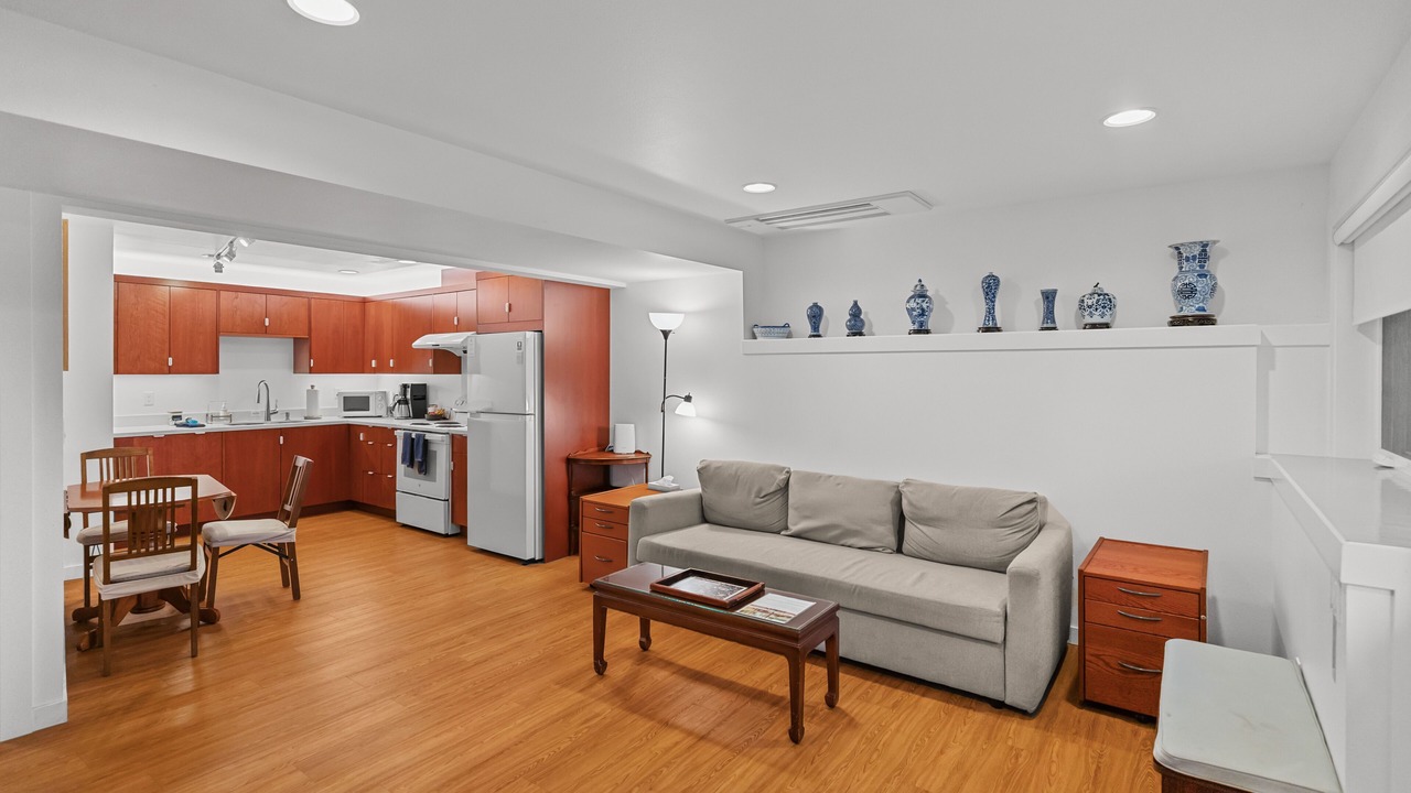 Photo of Livingroom in Adelma Beach