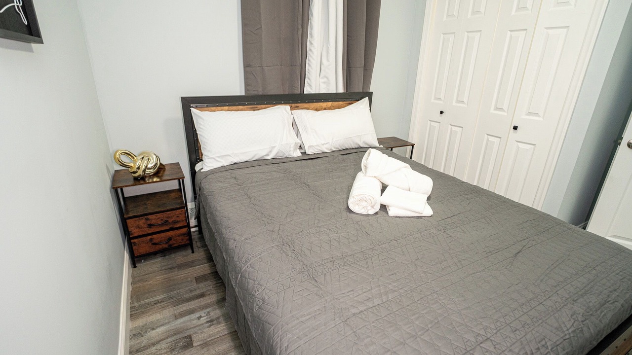Photo of Bedroom in North Bergen