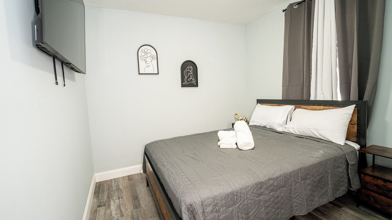 Photo of Bedroom in North Bergen