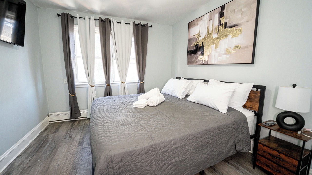 Photo of Bedroom in North Bergen