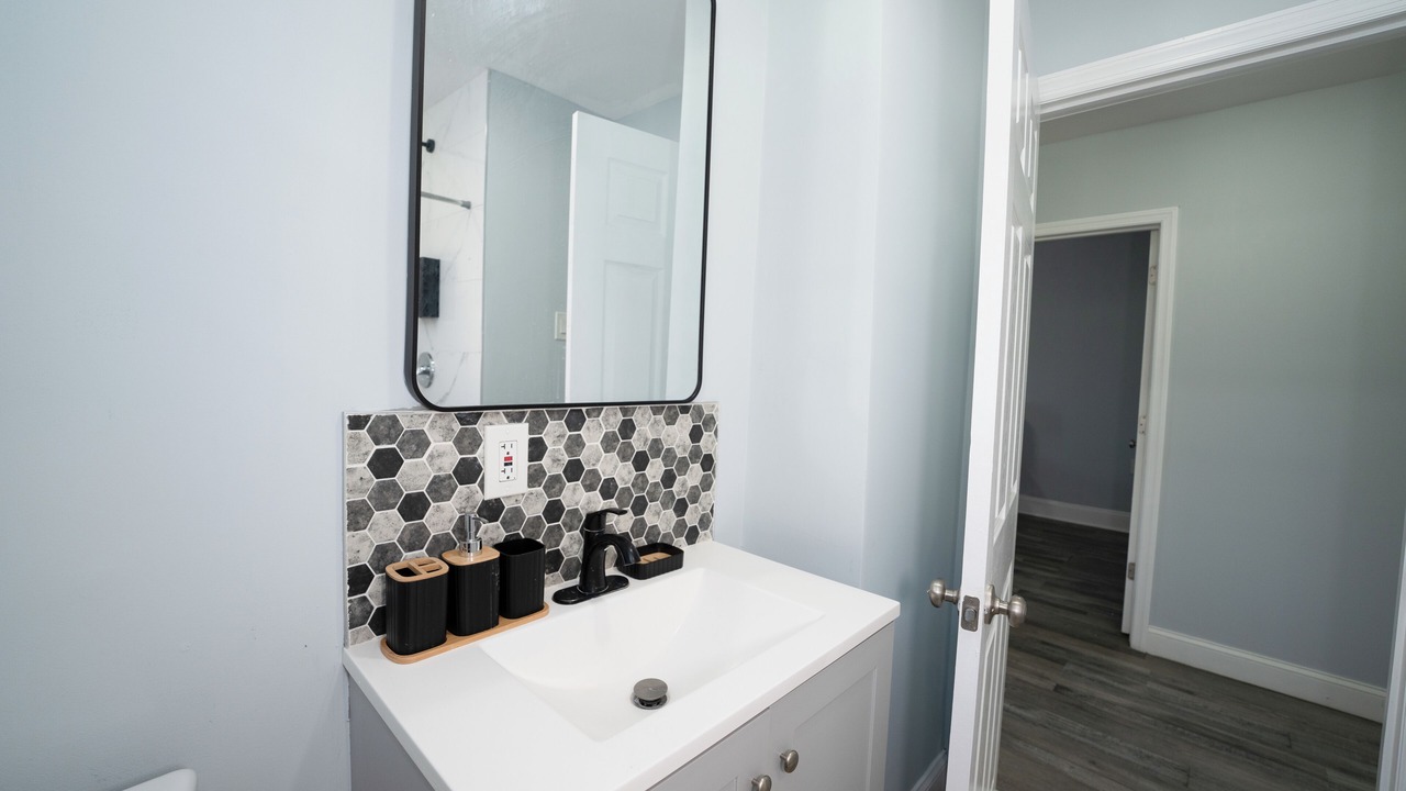 Photo of Bathroom in North Bergen