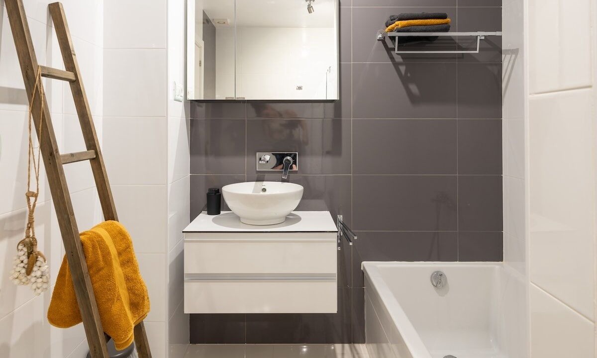 Photo of Bathroom in Pueblo Latino