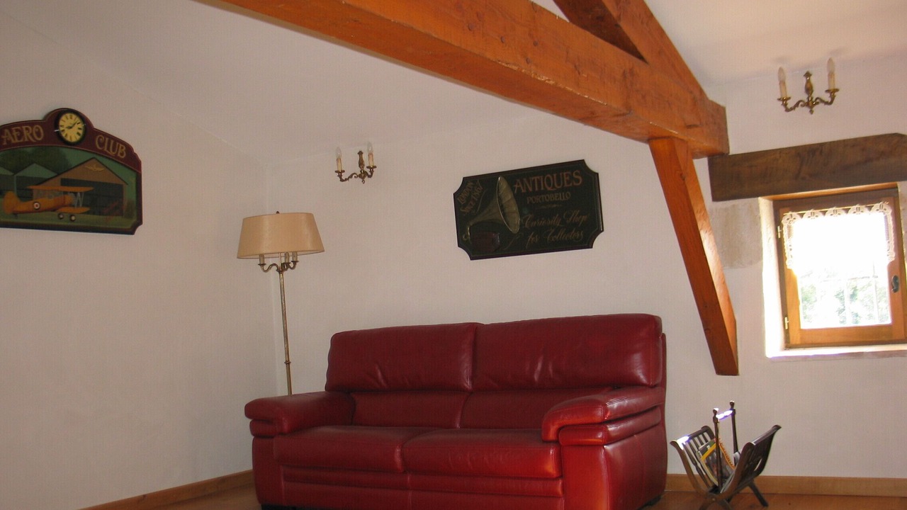 Photo of Livingroom in Dondas