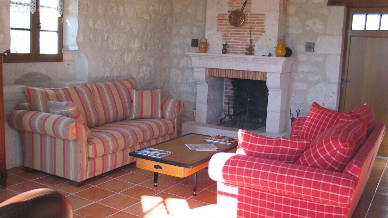 Photo of Livingroom in Dondas