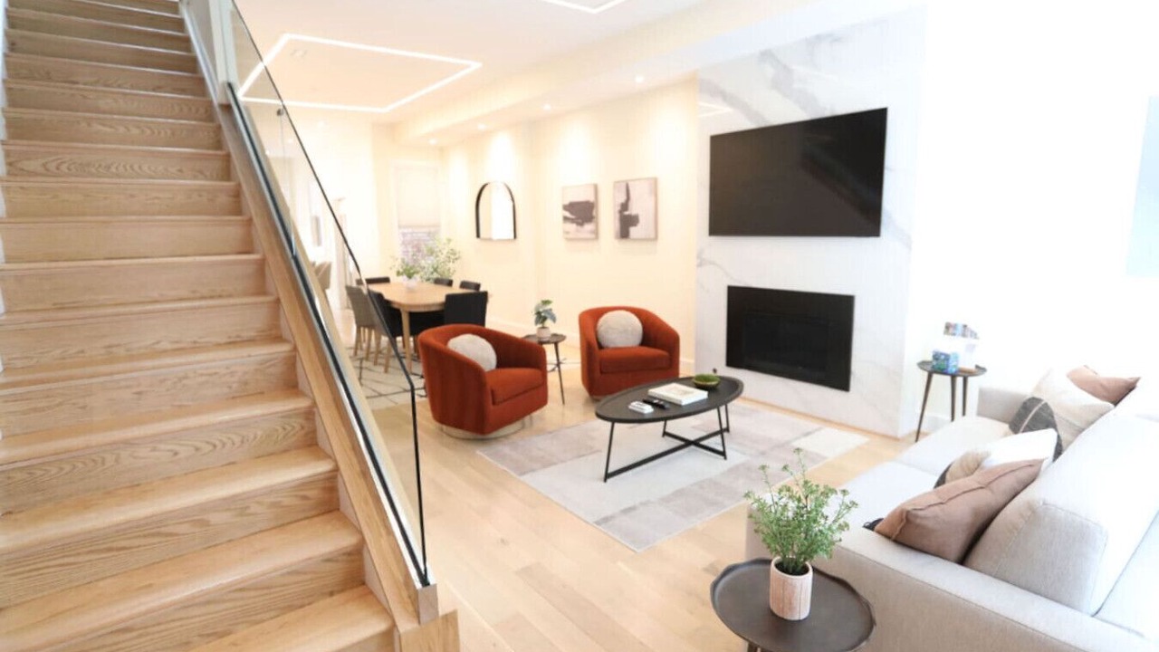 Photo of Livingroom in Cardozo