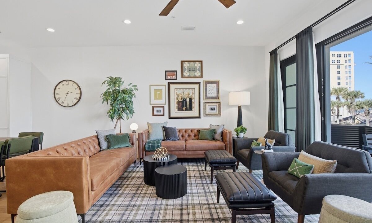 Photo of Livingroom in Jacksonville Beach
