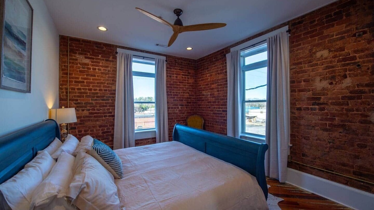 Photo of Bedroom in Seneca