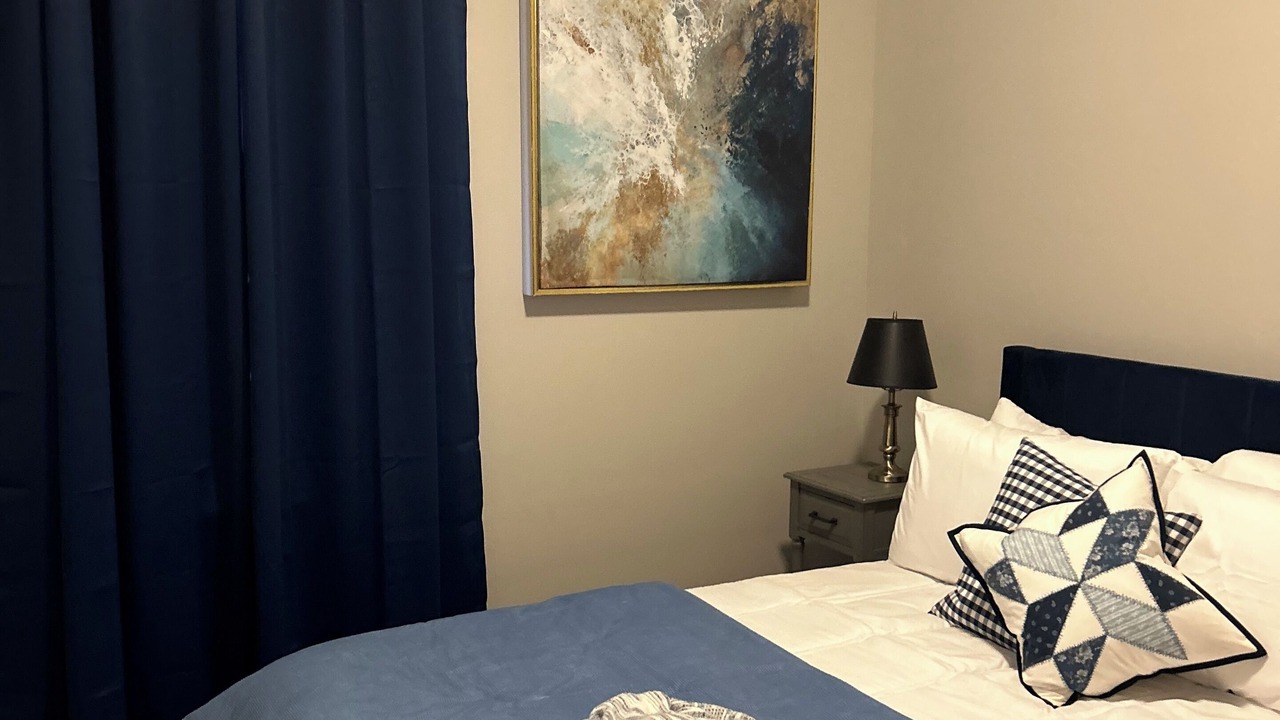 Photo of Bedroom in Shelby Park