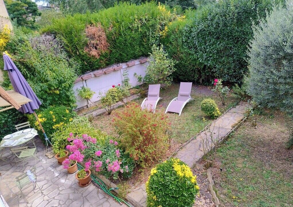 Photo of Patio Balcony in Rosny-sous-Bois