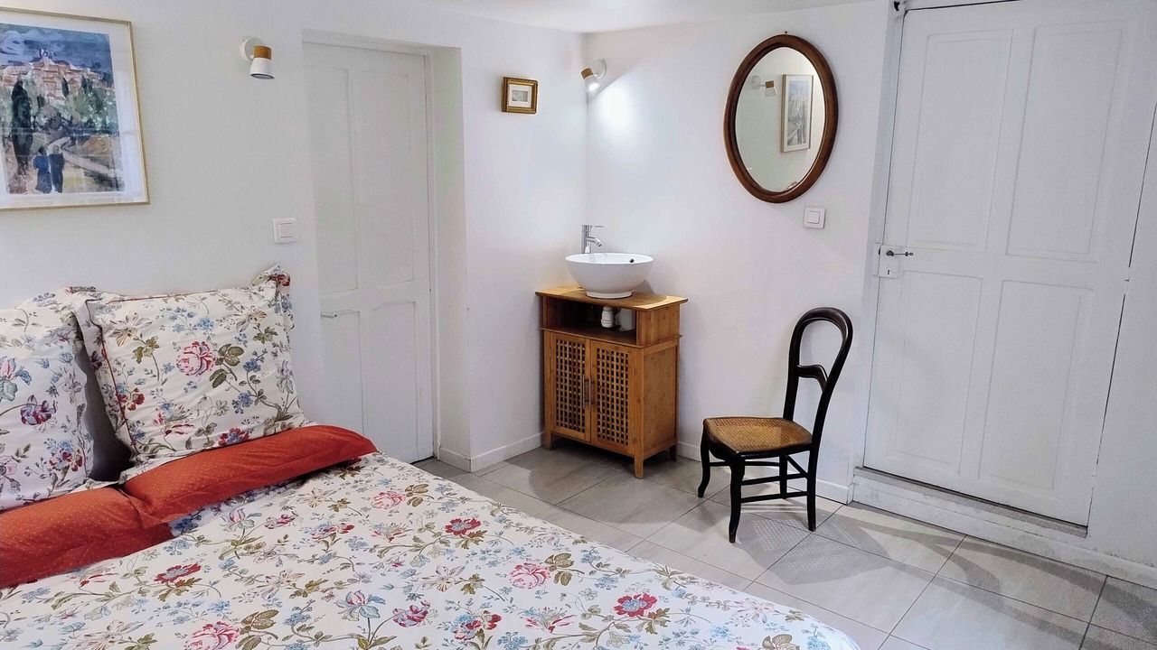 Photo of Bedroom in Rosny-sous-Bois