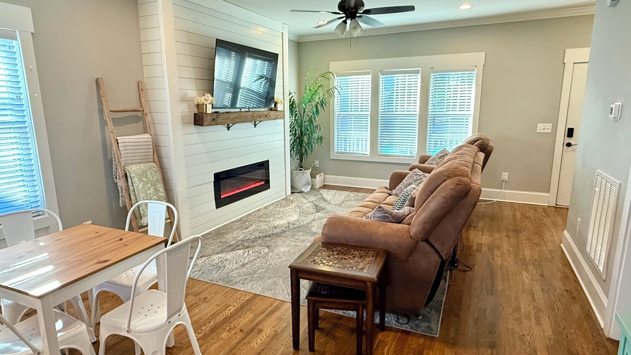 Photo of Livingroom in Sans Souci