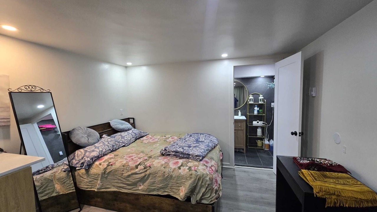 Photo of Bedroom in Chateauguay