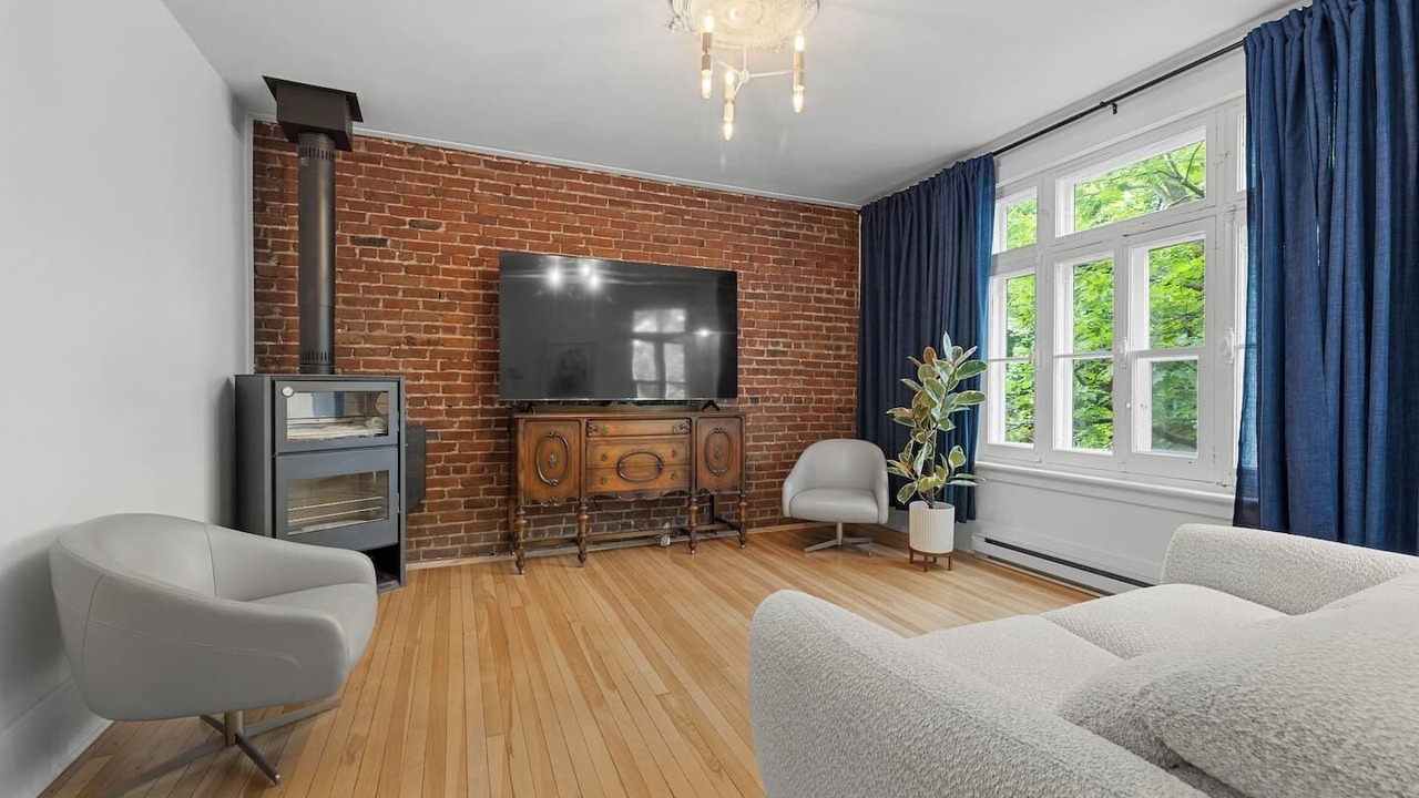 Photo of Livingroom in Saint-Jean-Baptiste