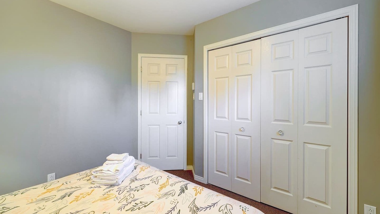 Photo of Bedroom in Petite-Riviere-Saint-Francois