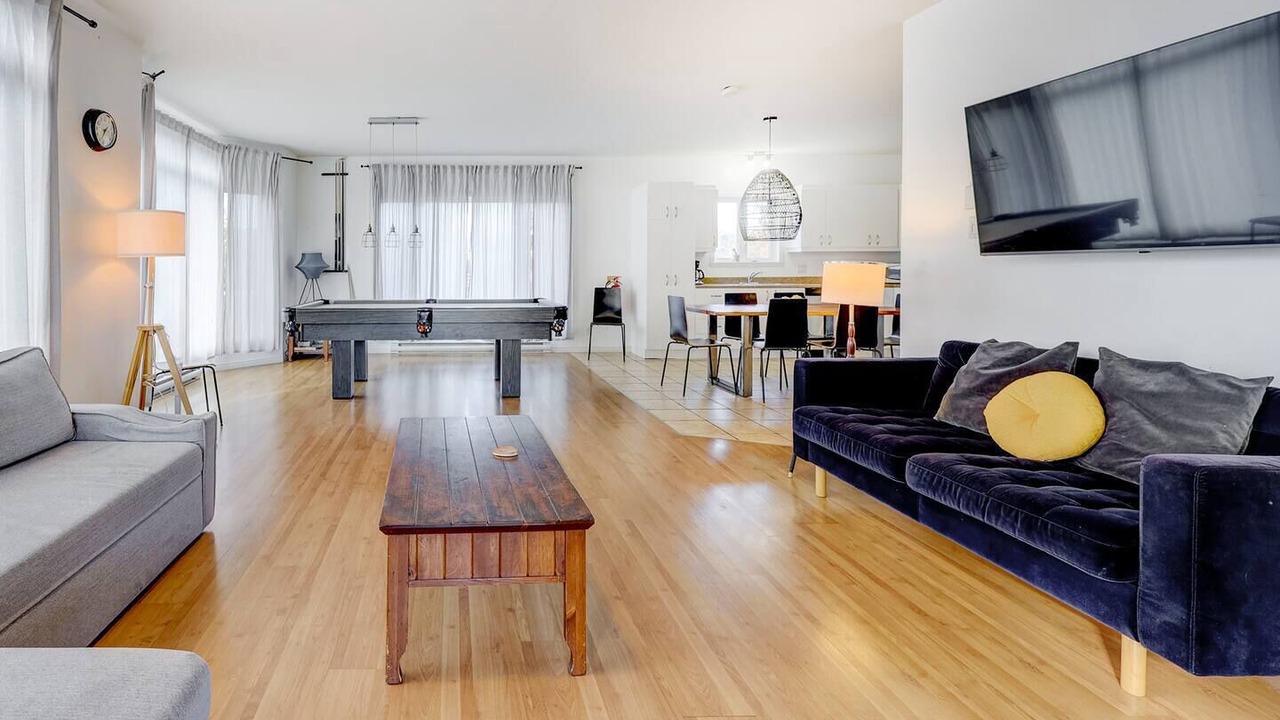 Photo of Livingroom in Petite-Riviere-Saint-Francois