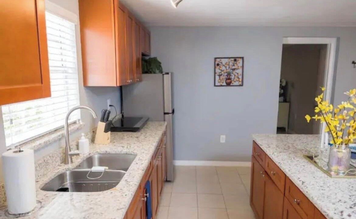 Photo of Kitchen in Pinecrest West Park