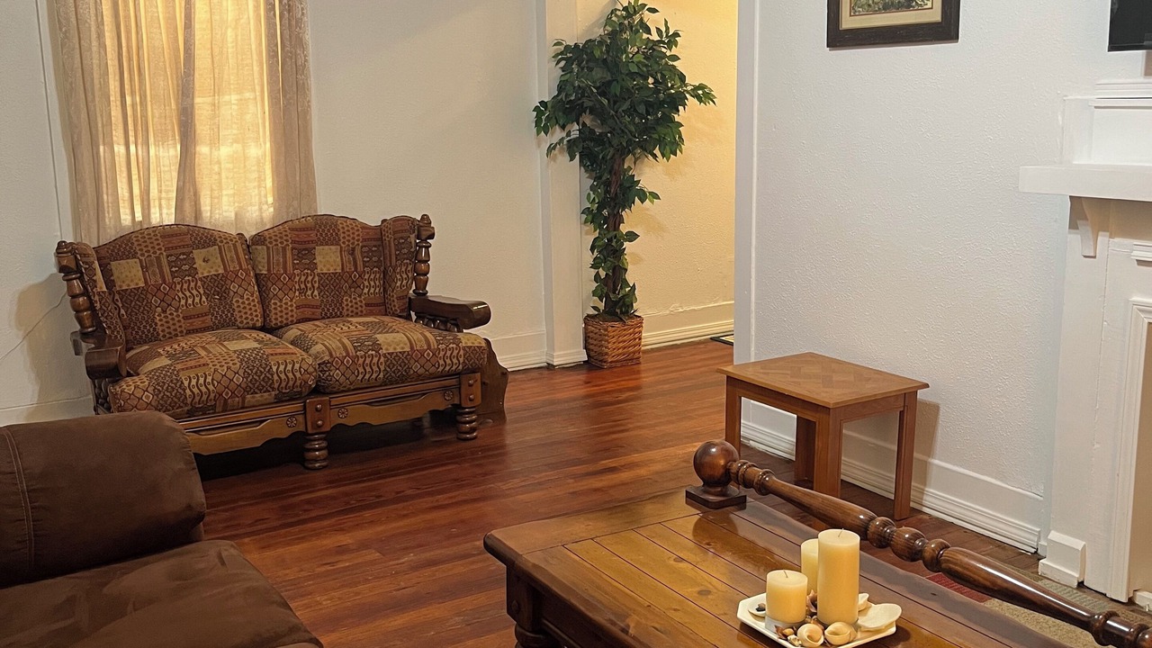 Photo of Livingroom in Mid City North