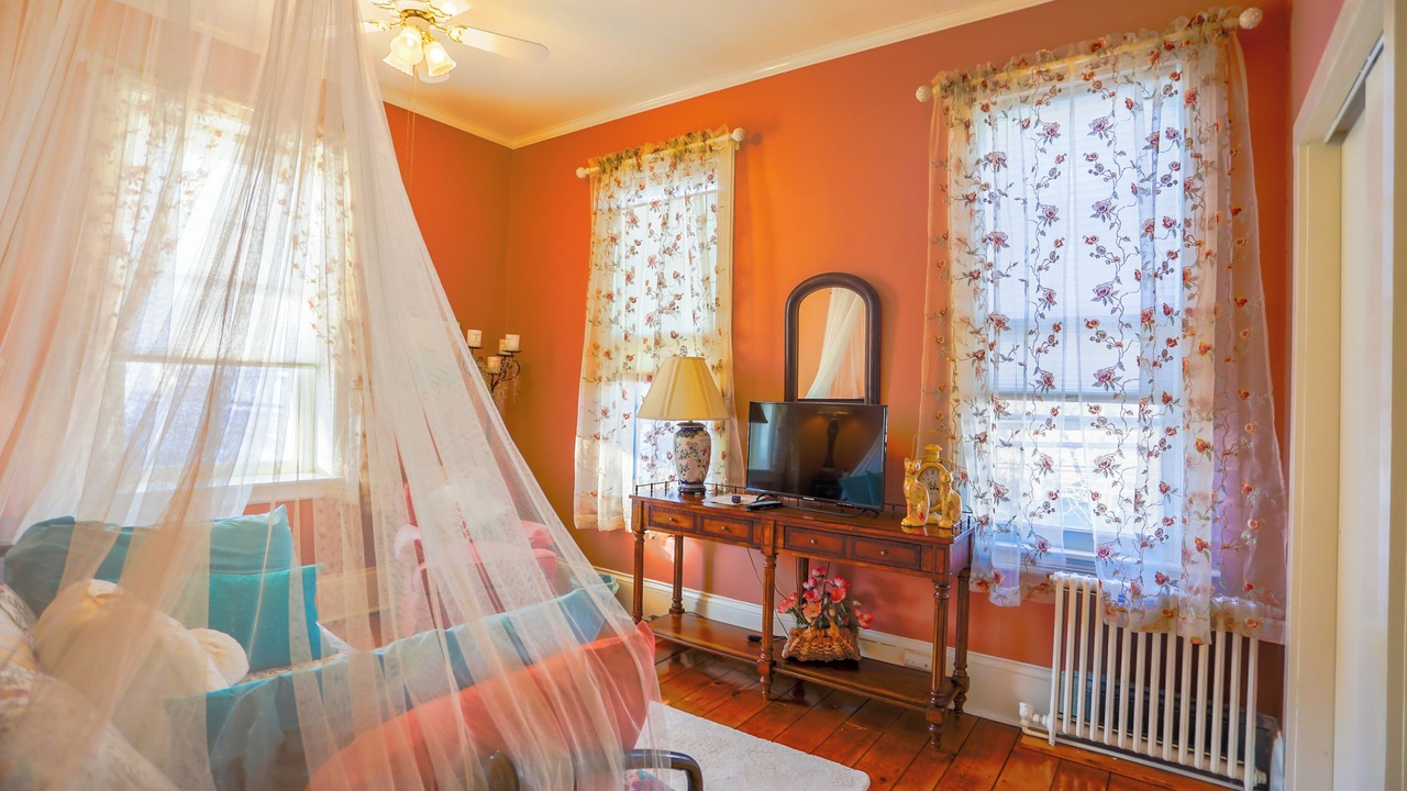 Photo of Livingroom in Millheim