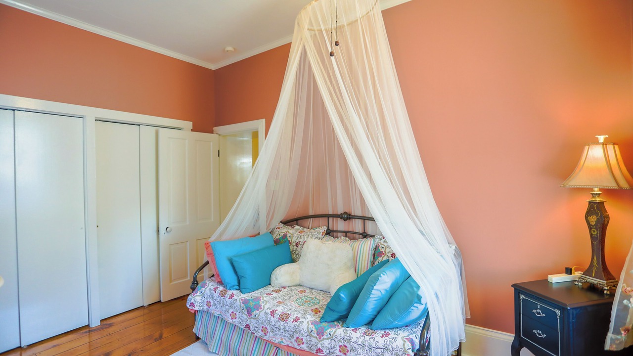 Photo of Bedroom in Millheim