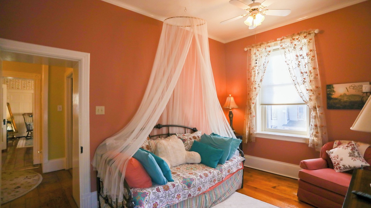 Photo of Livingroom in Millheim