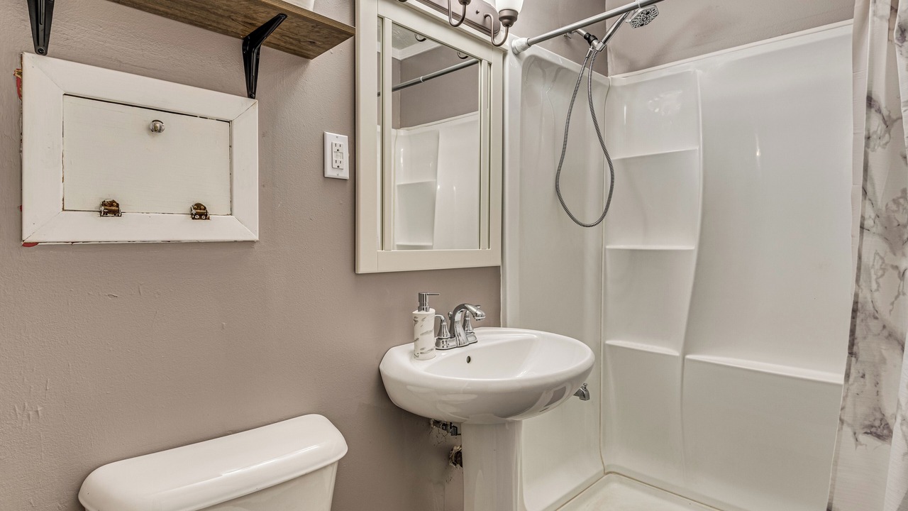 Photo of Bathroom in Martindale-Brightwood
