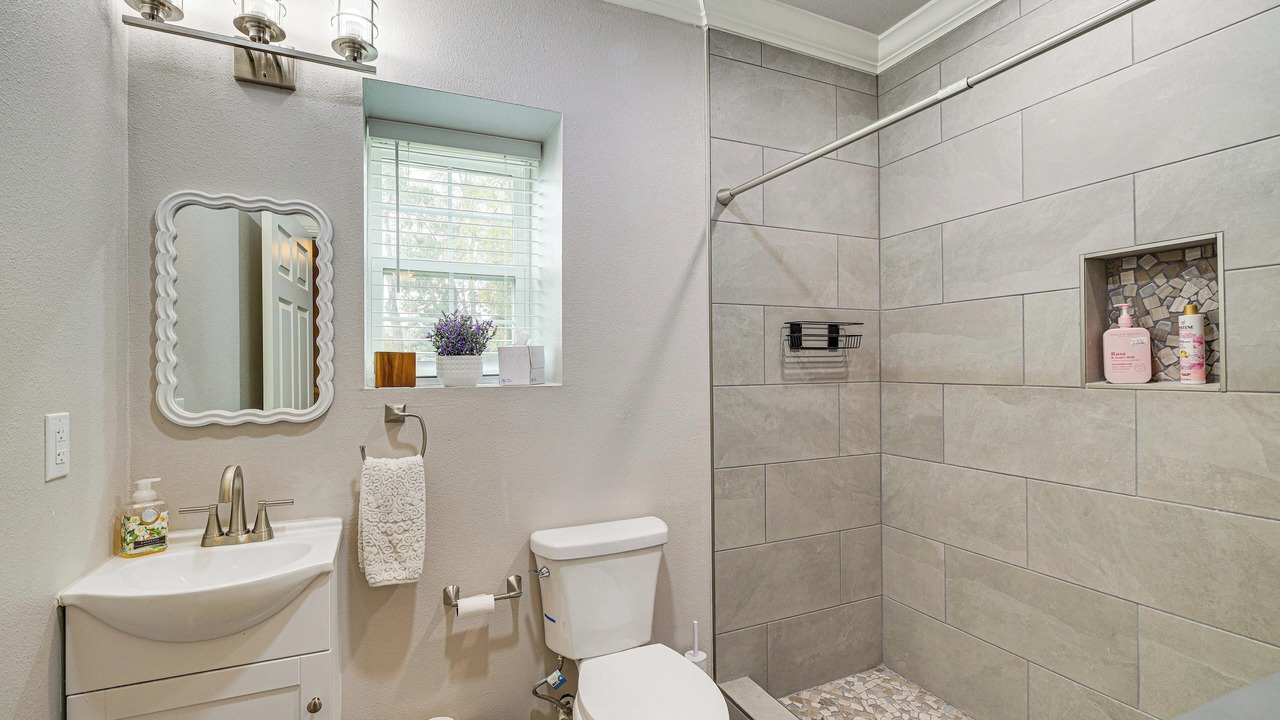 Photo of Bathroom in Baytown