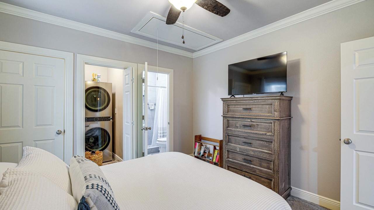 Photo of Bedroom in Baytown
