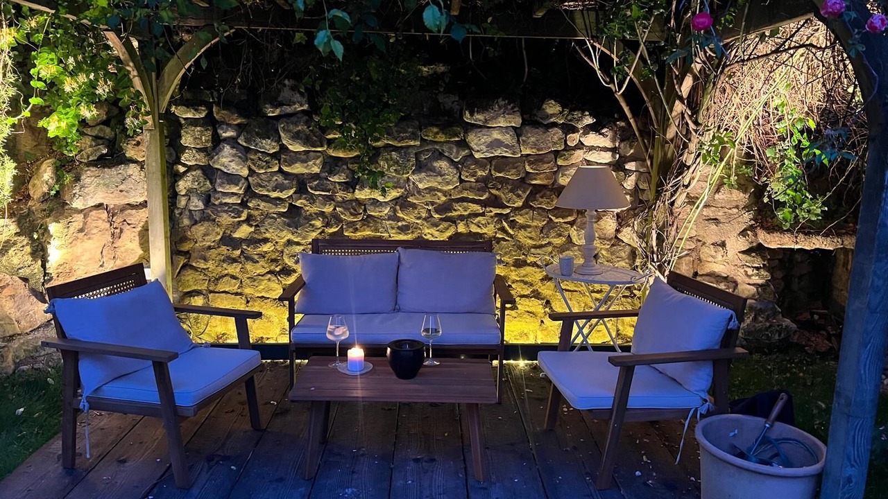 Photo of Patio Balcony in Le Puy-Notre-Dame