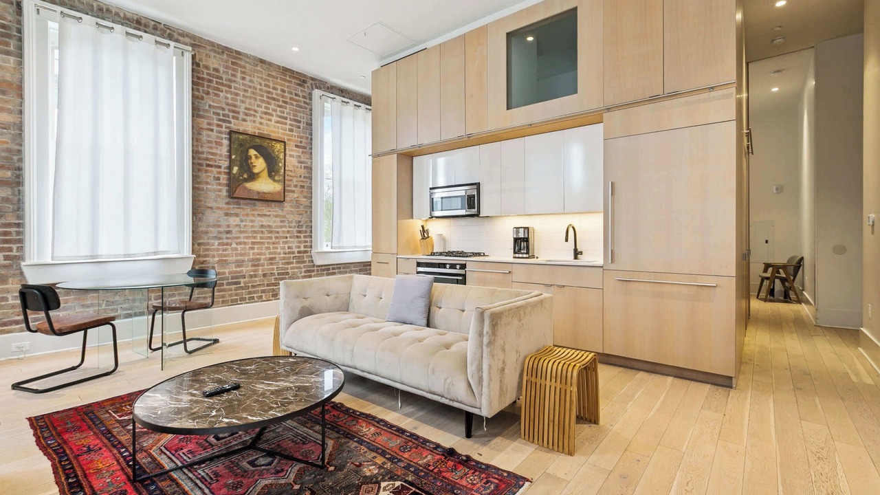 Photo of Livingroom in Tulane - Gravier