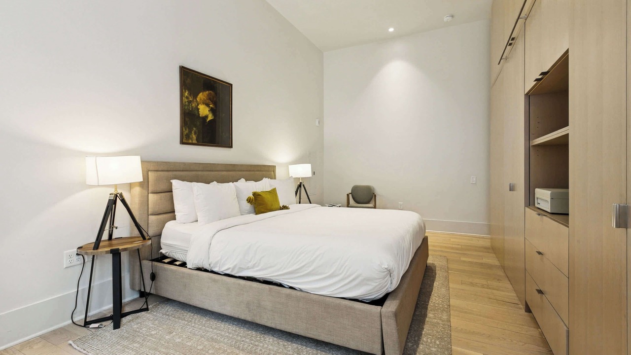 Photo of Bedroom in Tulane - Gravier