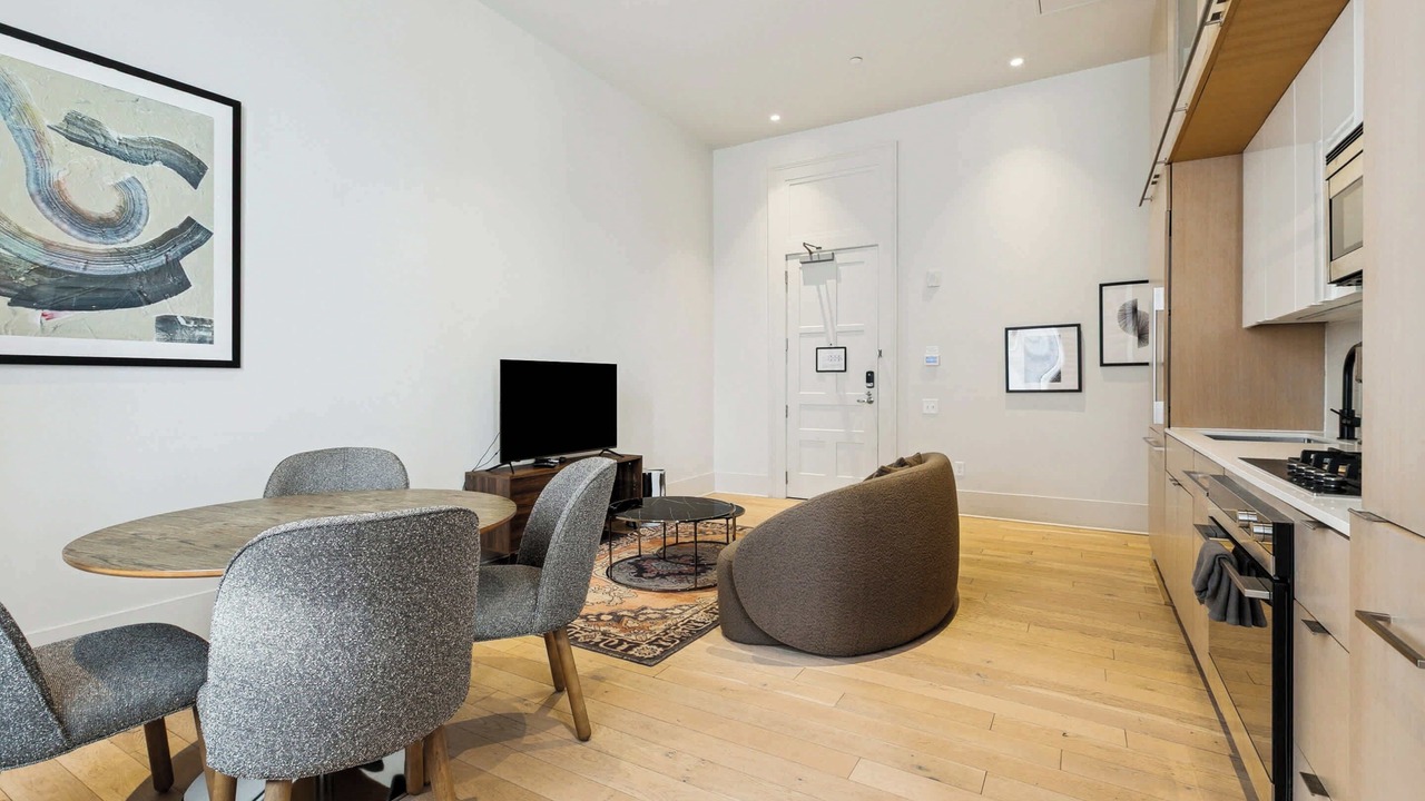 Photo of Livingroom in Tulane - Gravier