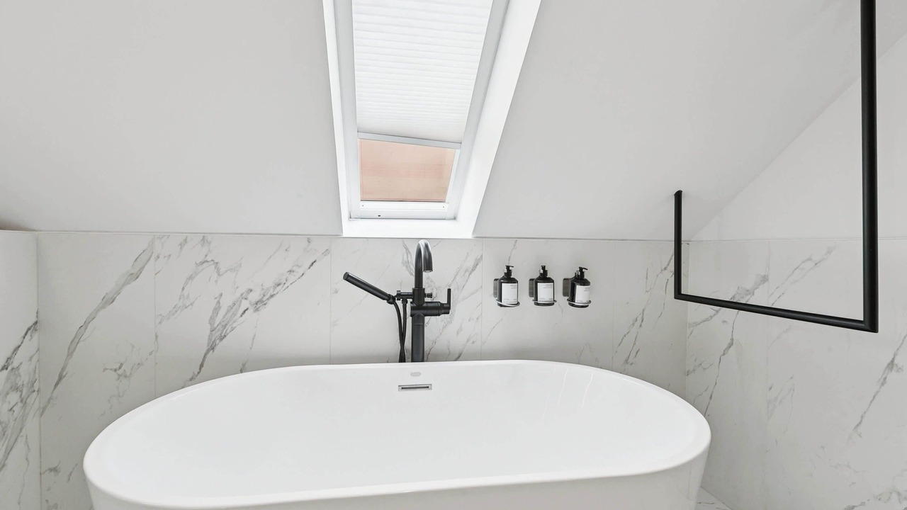 Photo of Bathroom in Tulane - Gravier