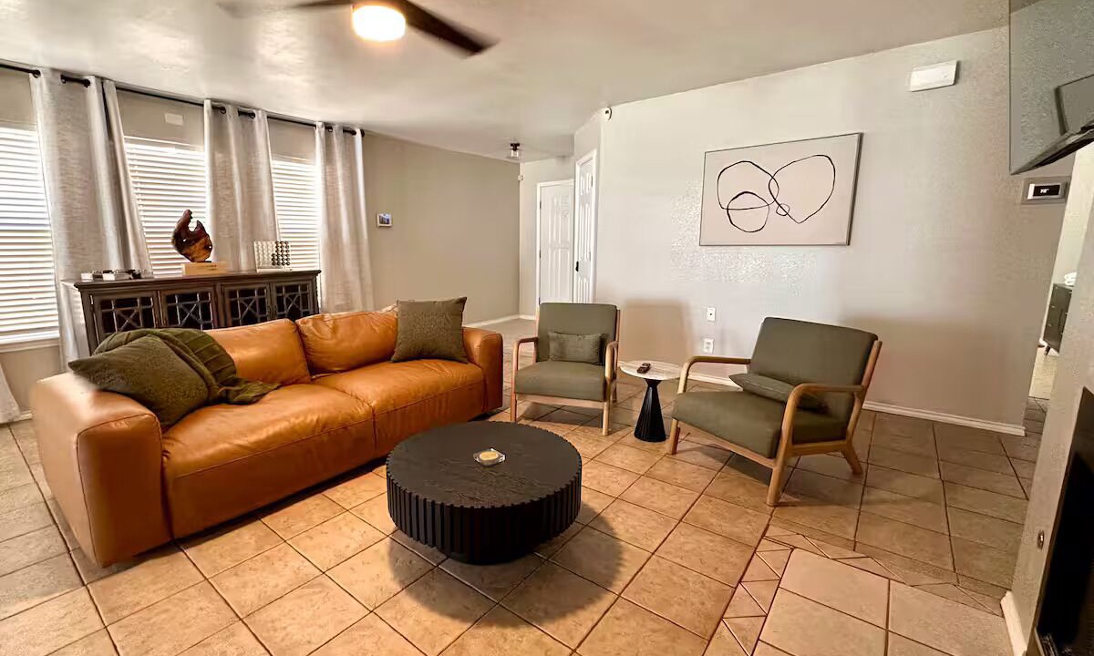 Photo of Livingroom in Odessa