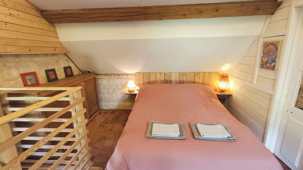 Photo of Bedroom in Derchigny