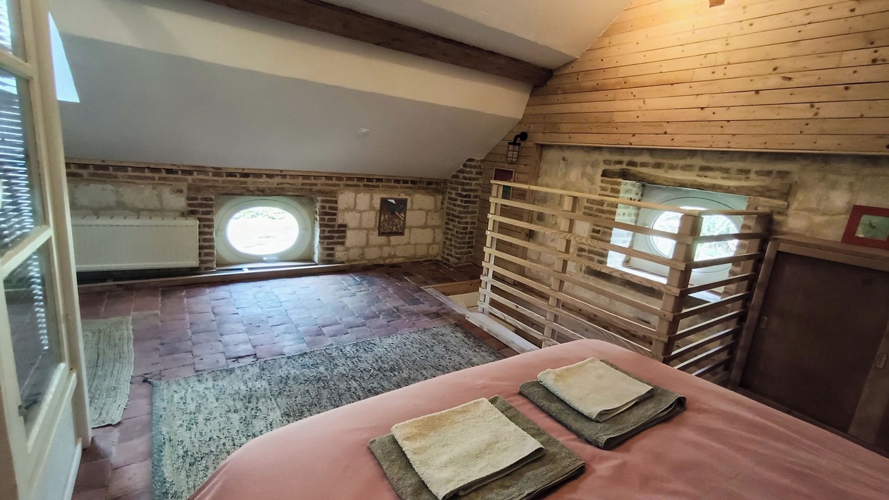 Photo of Bedroom in Derchigny