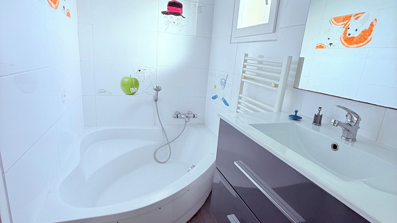 Photo of Bathroom in Tournefeuille