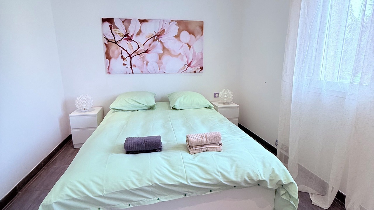 Photo of Bedroom in Tournefeuille