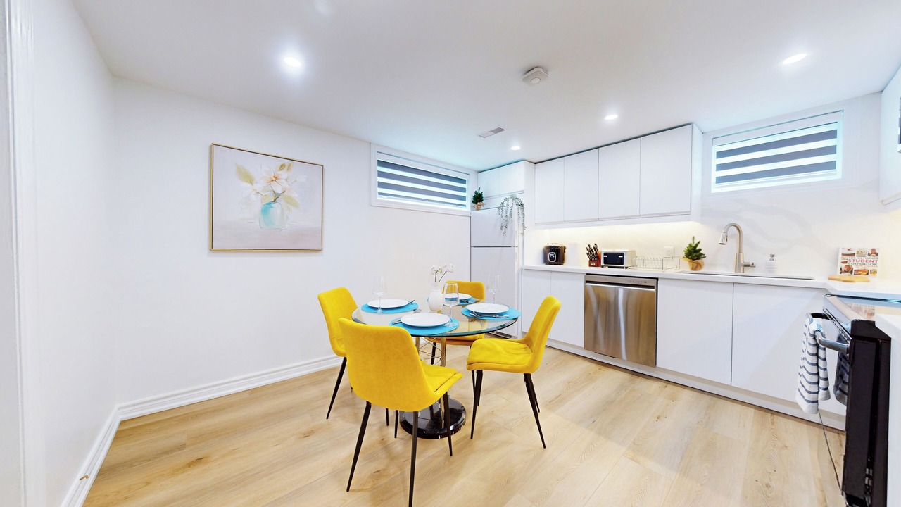 Photo of Kitchen in Thornhill