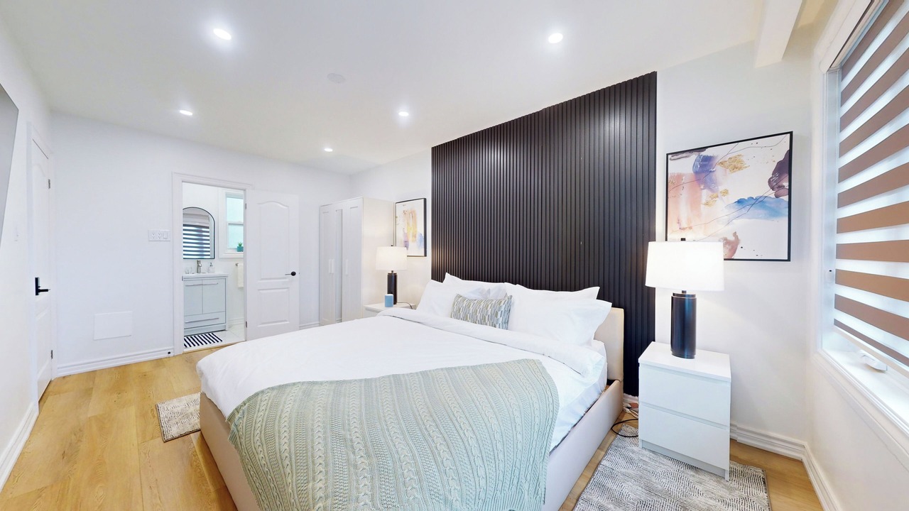 Photo of Bedroom in Thornhill