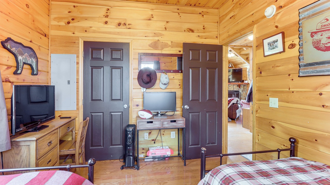 Photo of Bedroom in Murphy