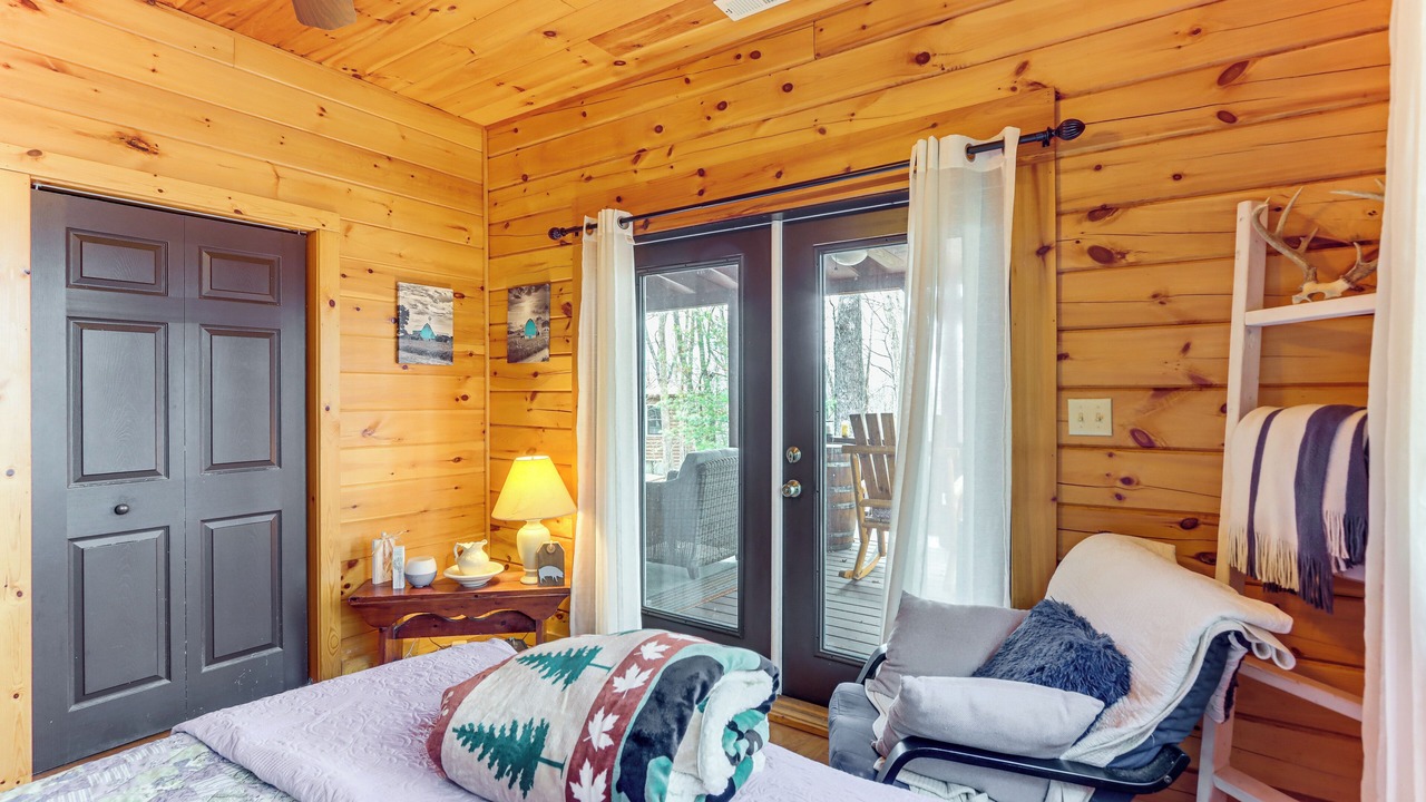 Photo of Bedroom in Murphy