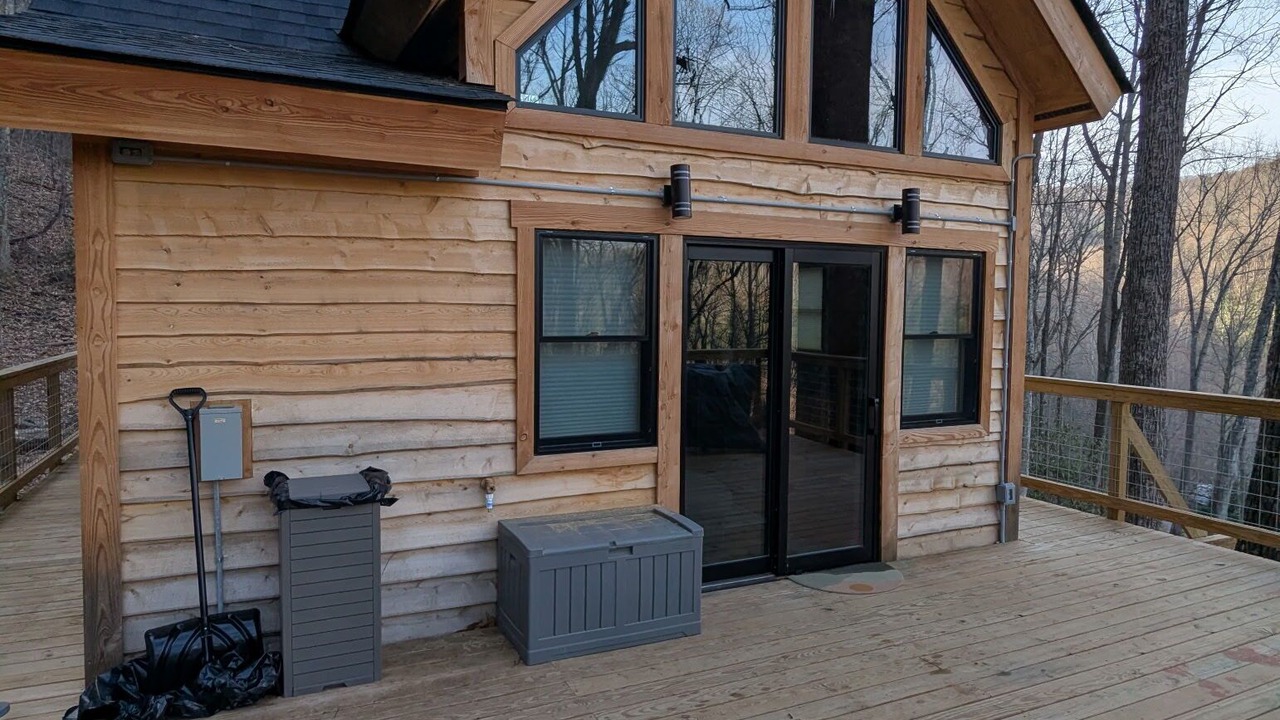 Photo of Outdoor in Hendersonville