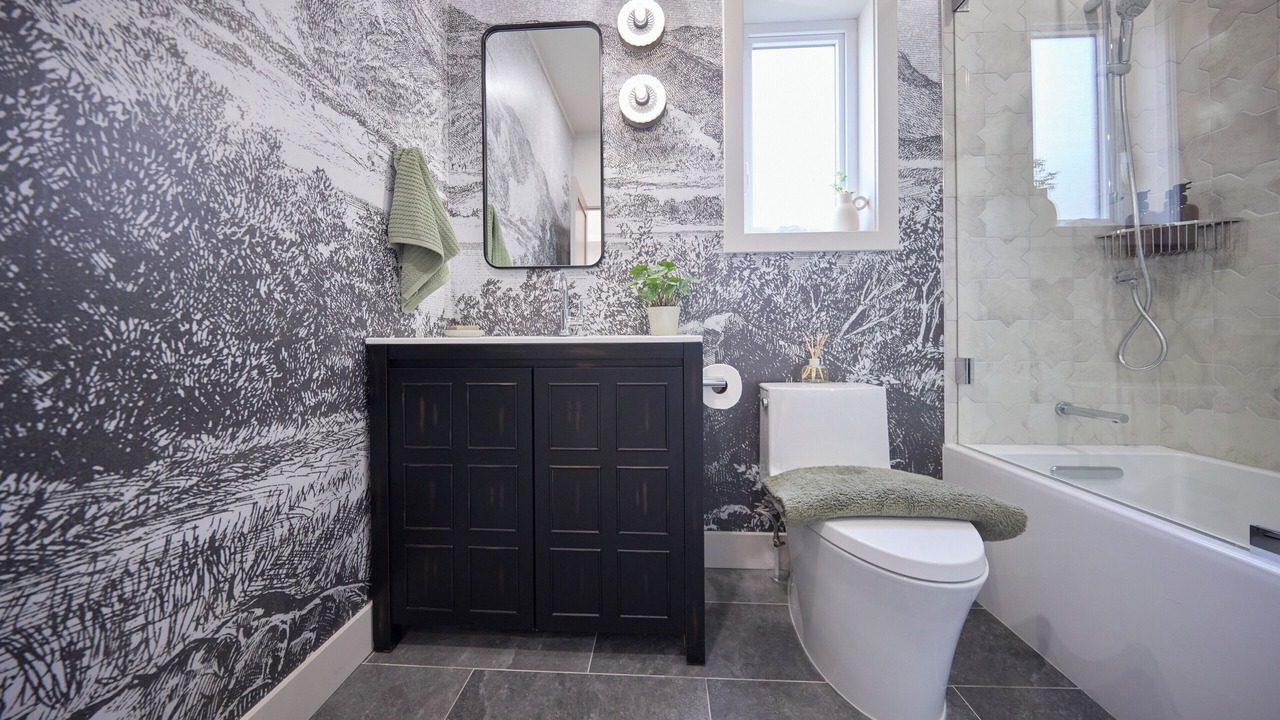 Photo of Bathroom in Havelock-Belmont-Methuen
