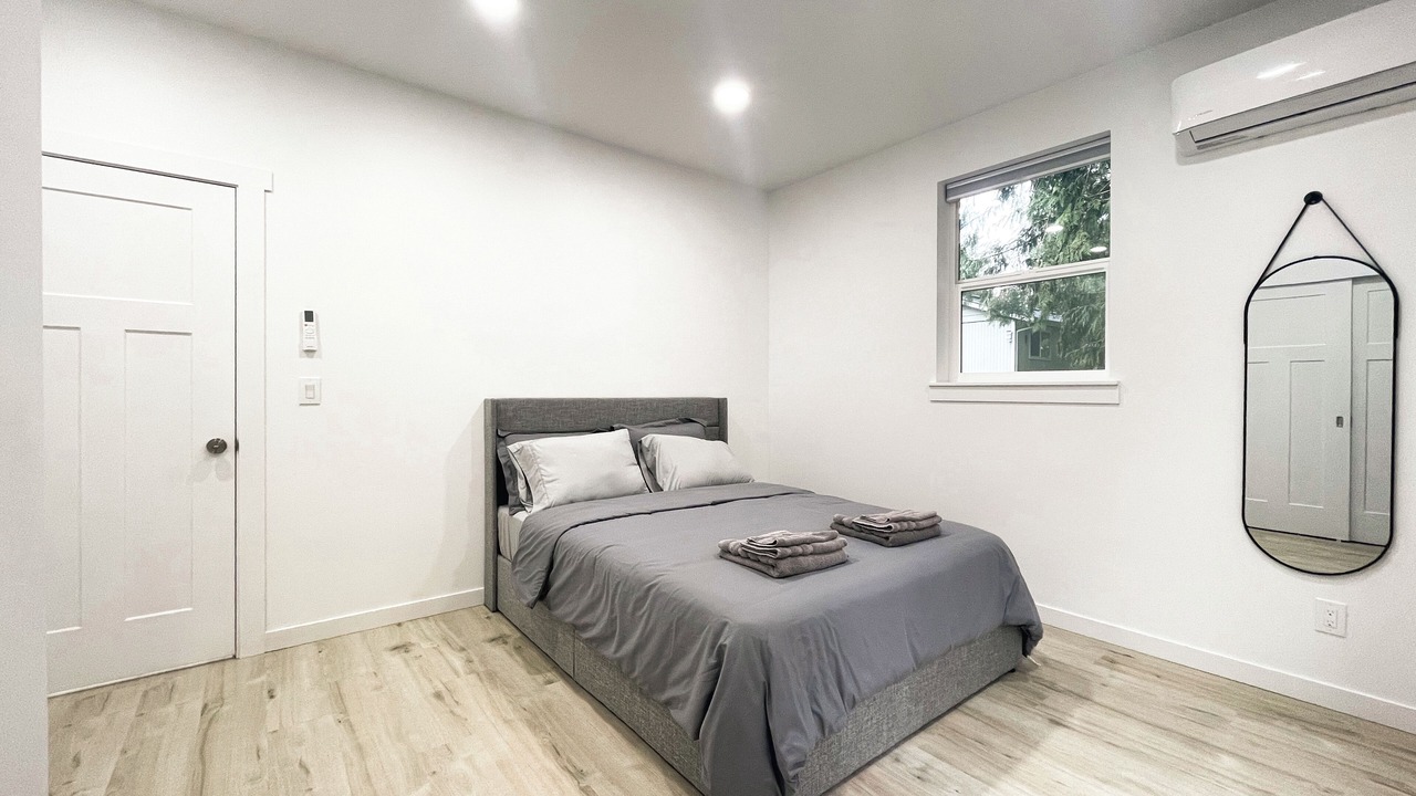 Photo of Bedroom in North Creek