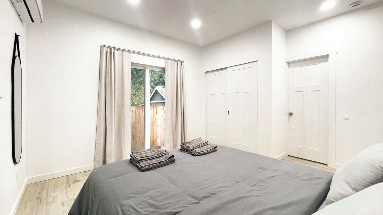 Photo of Bedroom in North Creek
