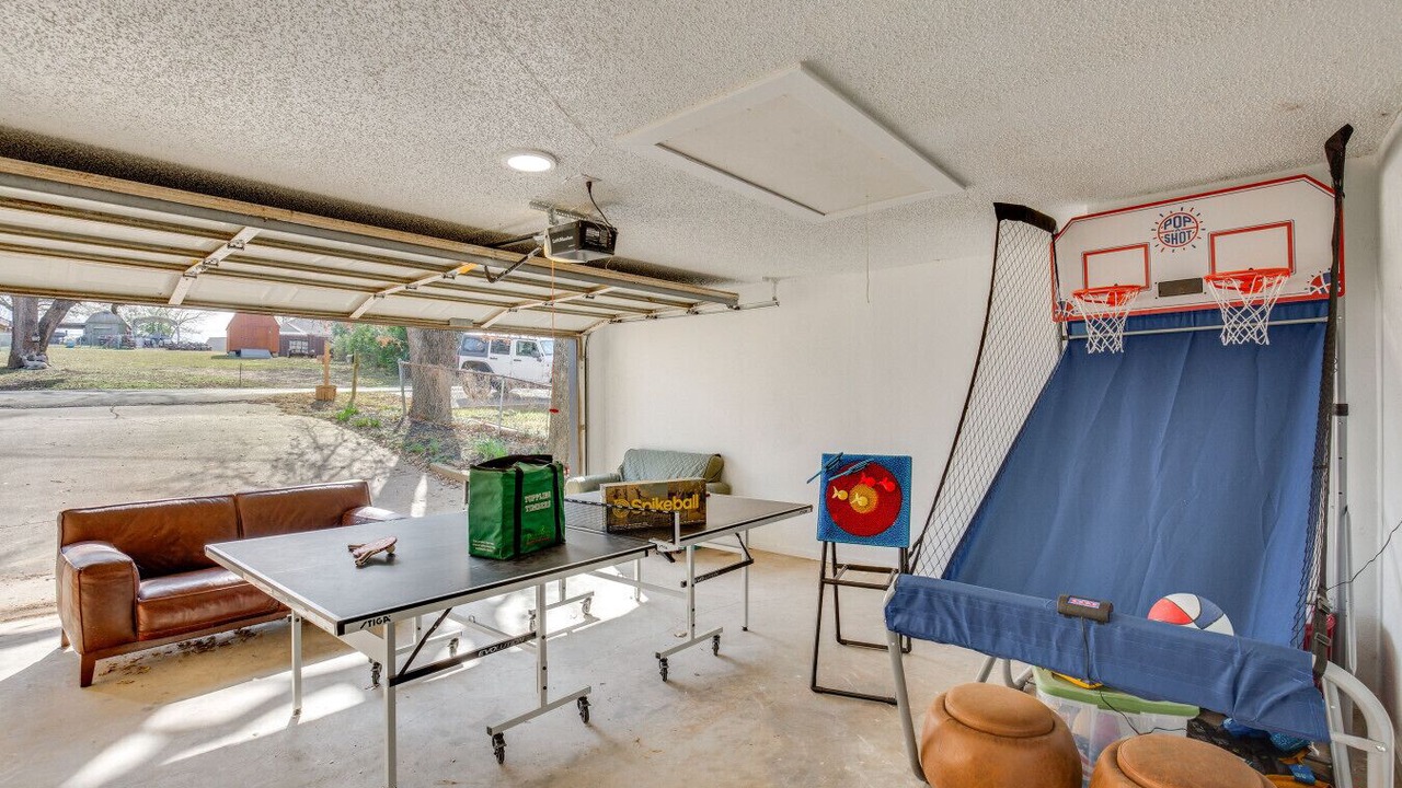 Photo of Bedroom in Gun Barrel City