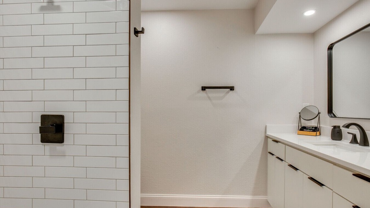 Photo of Bathroom in Gun Barrel City