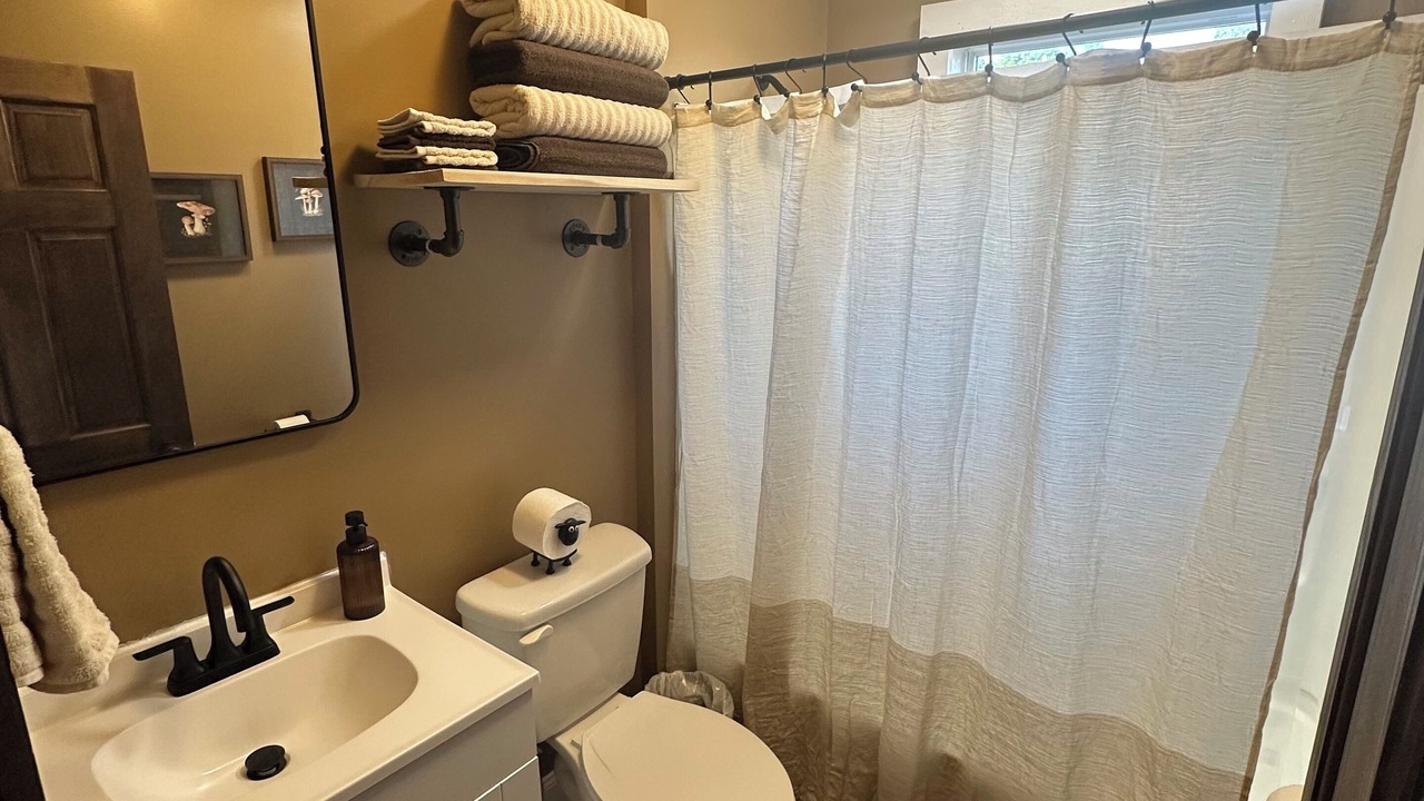 Photo of Bathroom in Laurelville