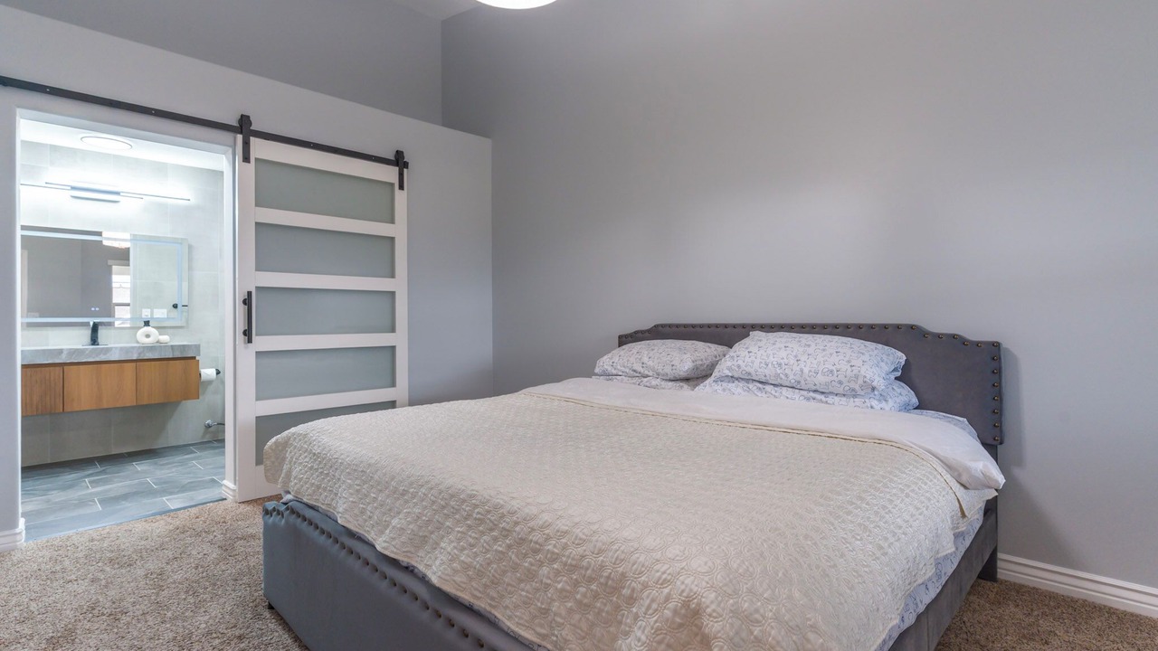 Photo of Bedroom in Daybreak